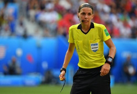 حضور 6 داور زن در جام جهانی