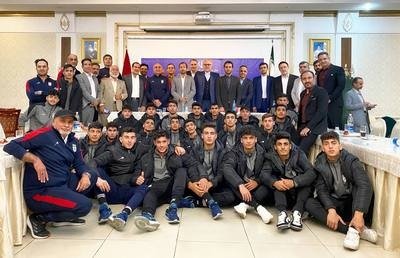 ضیافت سفارت ایران در قرقیزستان برای تیم ملی نوجوانان