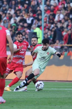 پرسپولیس _ تراکتور (عکاس: اشکان باقرزاده)