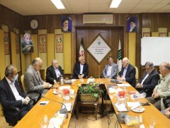 تجلیل جمعیت حامیان هواداران فوتبال از مهندس نبی