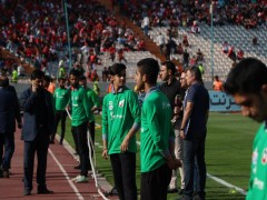 همیاران هوادار پرتلاش جمعیت در شهرآورد 90 استقلال و پرسپولیس - عکاس:اشکان باقرزاده