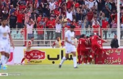 تراکتور با گل زیبای حاج صفی اولین باخت پرسپولیس را رقم زد