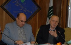 نشست مسئولین فدراسیون بدمینتون ، انجمن هاکی روی یخ و اعضای کارگروه ورزش در حضور دکتر بادامچیان