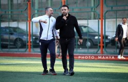 رقابت خیرخواهانه تیم های فوتبال «ستارگان دهه شصت استقلال و پرسپولیس» و «خیریه شهید ابراهیم هادی» برگزار شد.