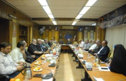 نشست سرمربیان تیم های ملی کشتی آزاد و فرنگی با کارگروه ورزش حزب موتلفه اسلامی